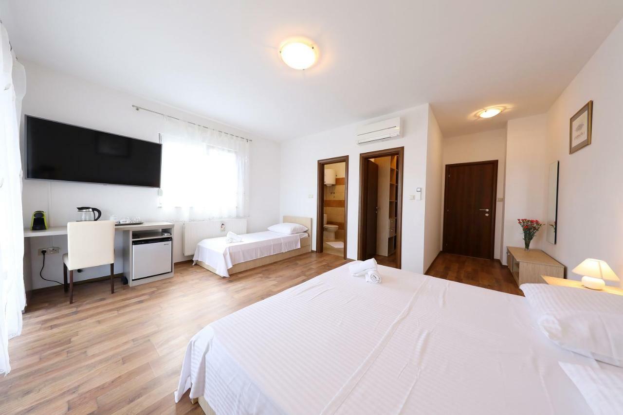 Villa Magnolia Privlaka  Kültér fotó
